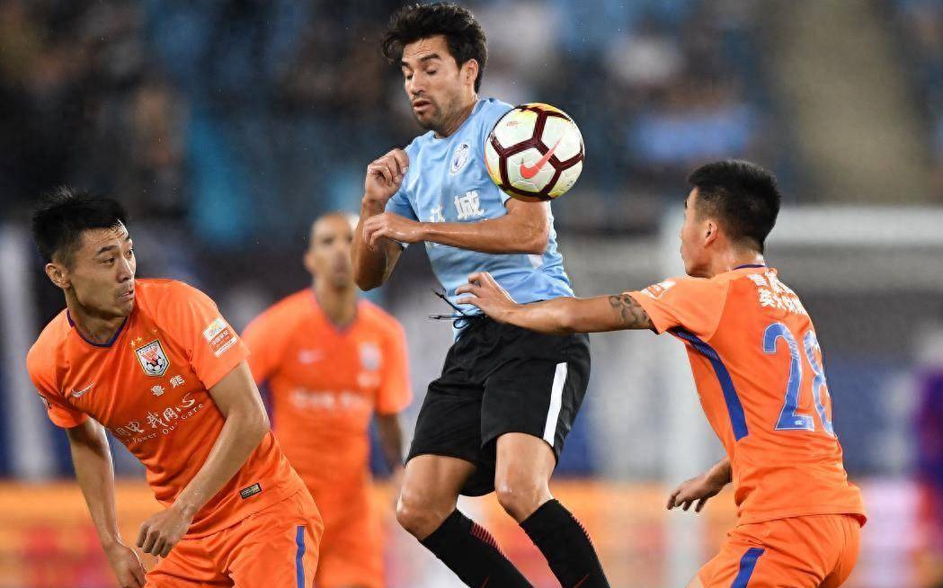 鲁能狂胜对手,令人眼前一亮的表现的简单介绍 鲁能狂胜对手,令人眼前一亮的表现的简单介绍